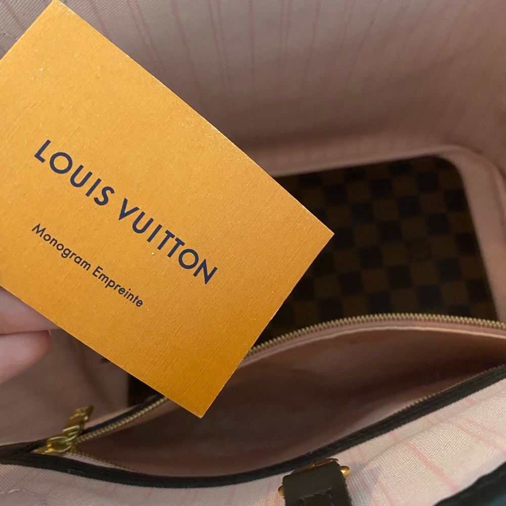 Louis Vuitton Neverfull mm - Picture 4 of 16